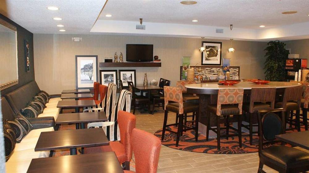 Hampton Inn St. Louis-צ'סטרפילד מסעדה תמונה