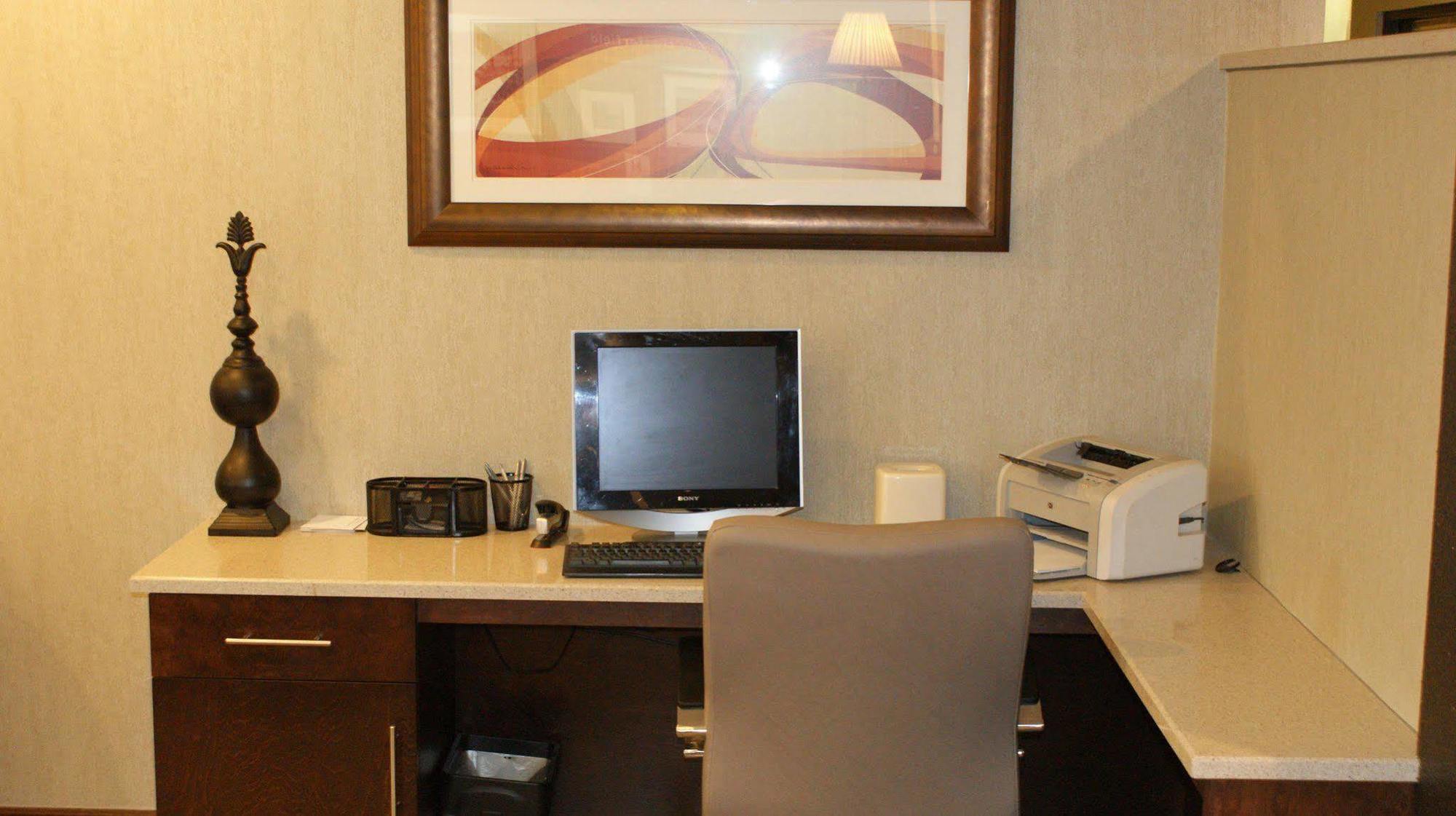 Hampton Inn St. Louis-צ'סטרפילד מראה חיצוני תמונה